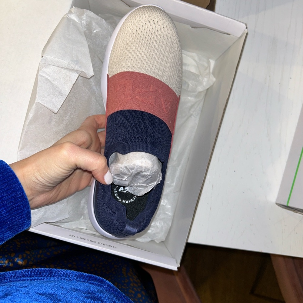 Stylish Red and Blue Sneakers APL - Picture 2 of 5